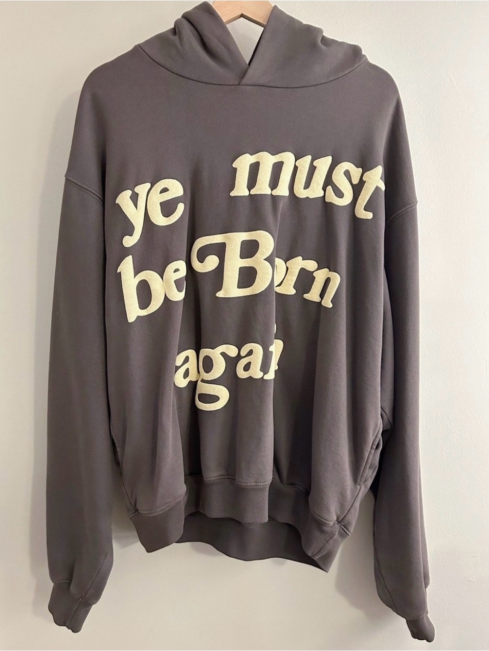 Los Angeles Apparel Men’s Gray Crewneck Hoodie with Cream Graphic